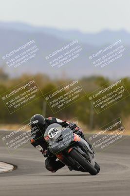 media/Jan-15-2023-SoCal Trackdays (Sun) [[c1237a034a]]/Turn 3 (1115am)/